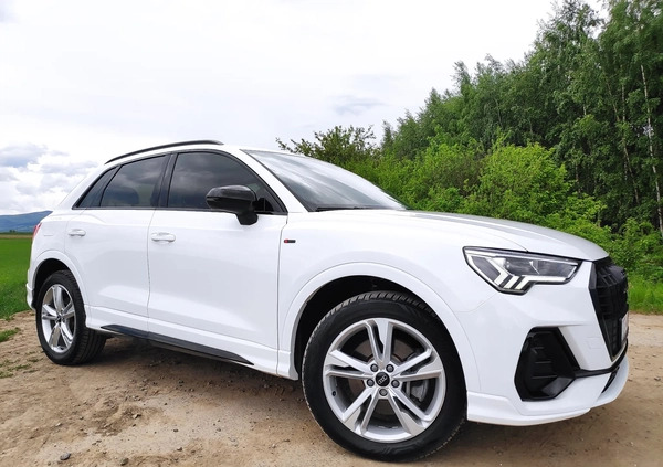 Audi Q3 cena 147500 przebieg: 45000, rok produkcji 2021 z Jutrosin małe 781